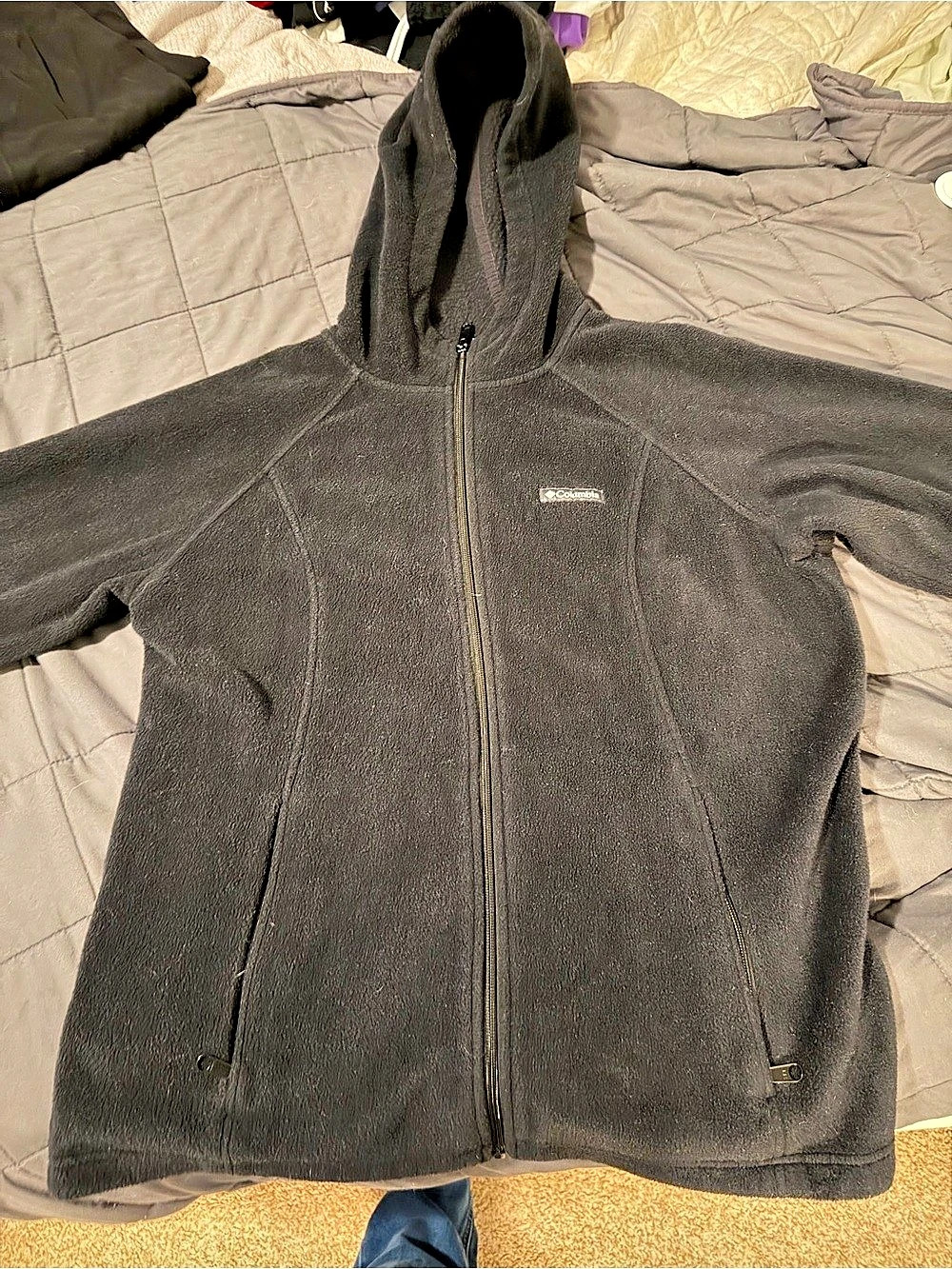 Columbia women's Black Fleece Full-Zip Hooded Jacket XL